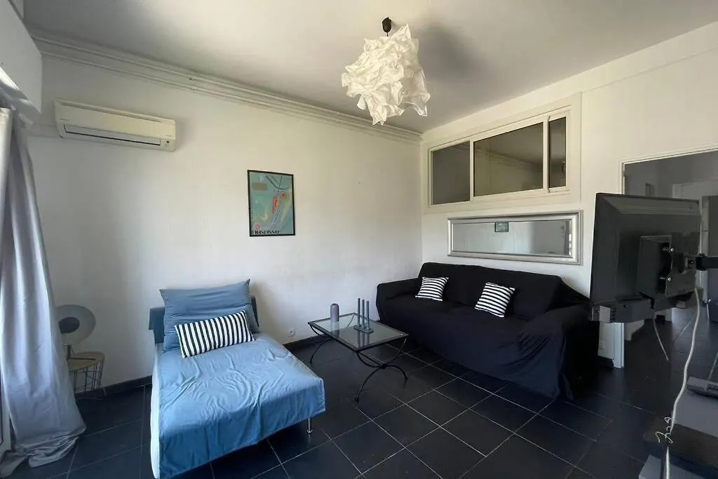 4 Couchages Superbe Residence Proche De La Mer Vue Mer Nice